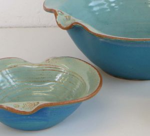 Turquoise bowls. Stoneware. Thrown, altered with shell impressions. £38, £18